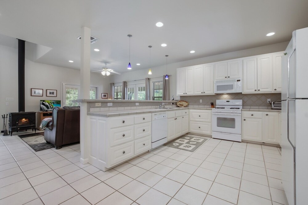 Guadalupe River Rock Retreat 9740 by RedAwning - photo 12