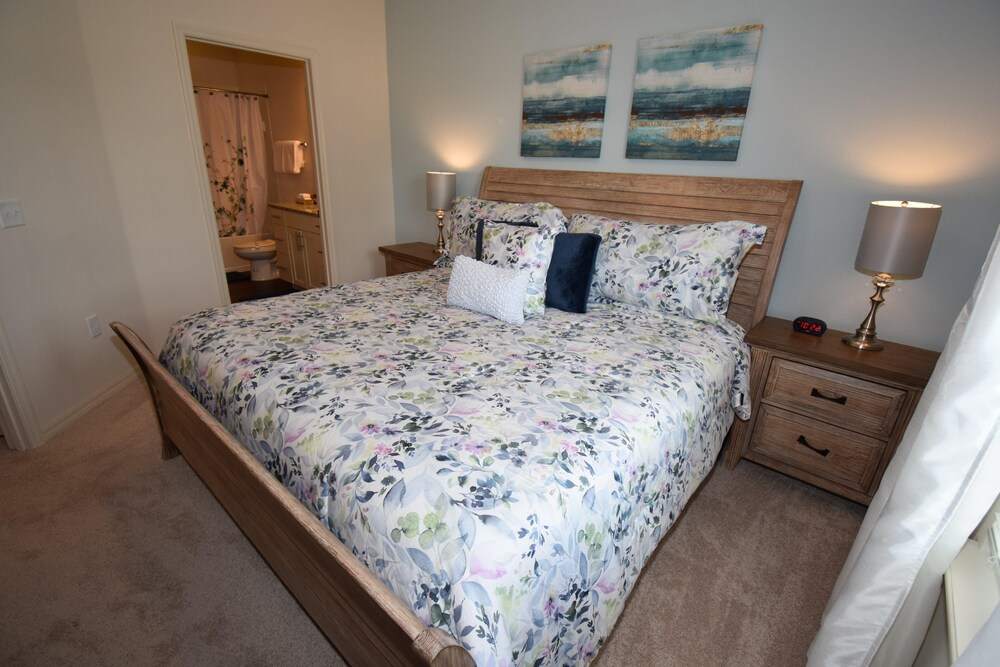 Nov Special W Lucaya 4bed 2 Bath ID: 256175 - photo 7