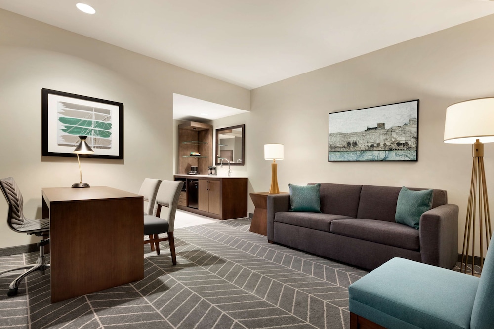 Embassy Suites by Hilton Wilmington Riverfront - photo 8