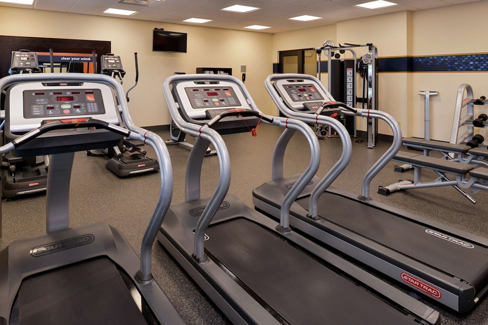 Hampton Inn & Suites by Hilton Lonoke - photo 35
