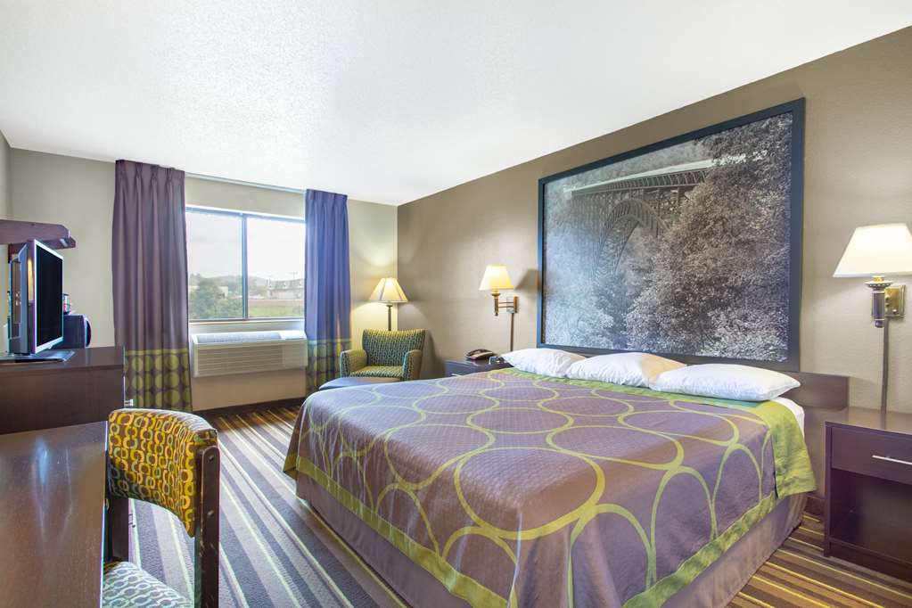 Super 8 by Wyndham Weston WV - photo 4