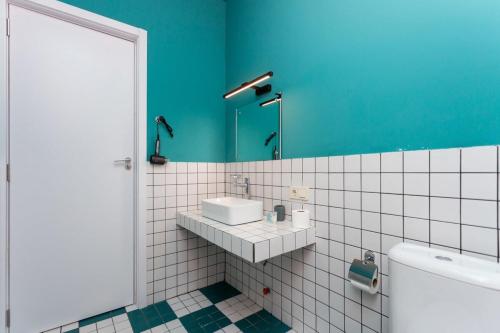Super Stylish and Spacious 3 Seperated Apartments For 6 people