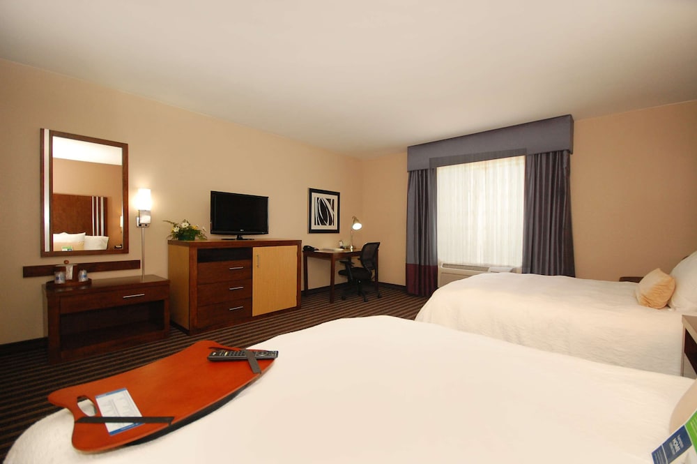 Hampton Inn Jackson Flowood MS - photo 17