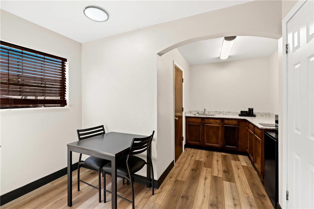 Quality Inn & Suites - photo 33