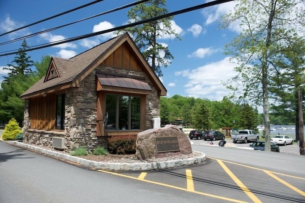 Split Rock Resort - photo 40