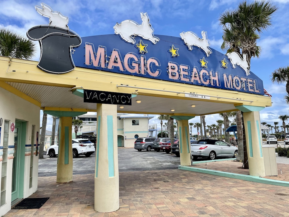Magic Beach Motel - photo 43