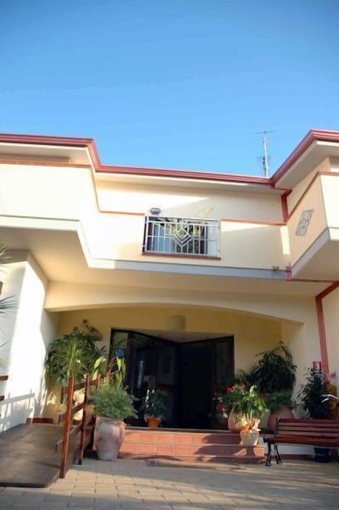 Hotel Santa Rosa — hotel in Sangineto