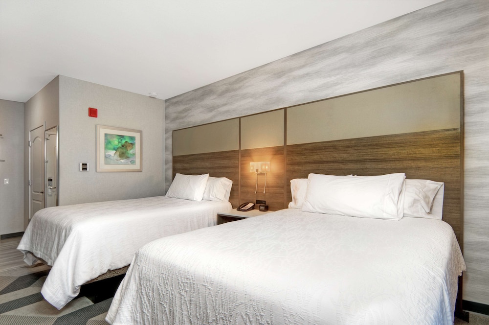 Hilton Garden Inn Livermore - photo 11