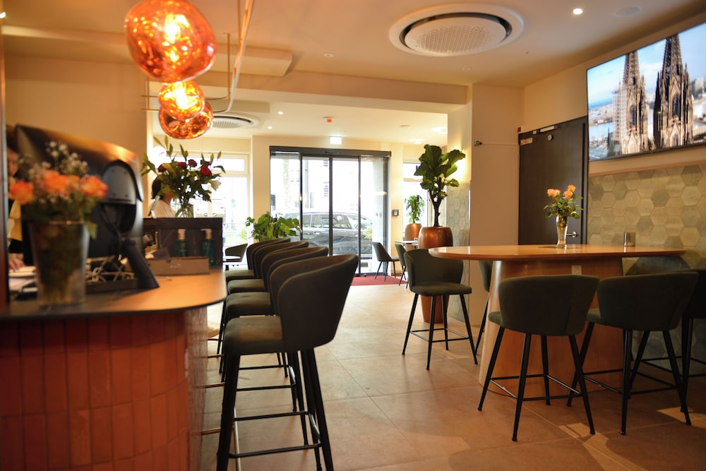 Lamti Hotel — Koeln