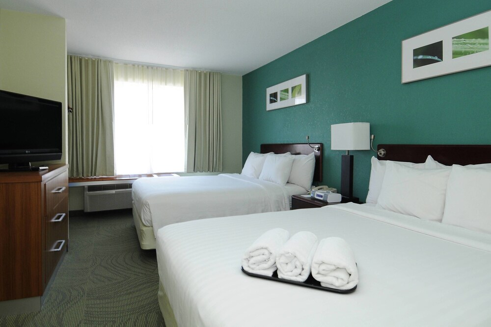 Springhill Suites by Marriott Warwick - photo 3