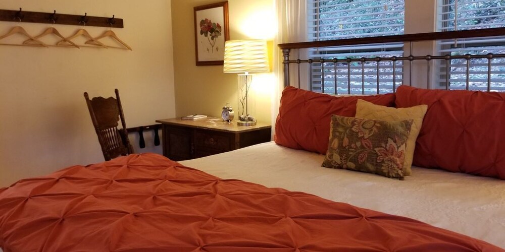 China Creek Cottages - photo 8