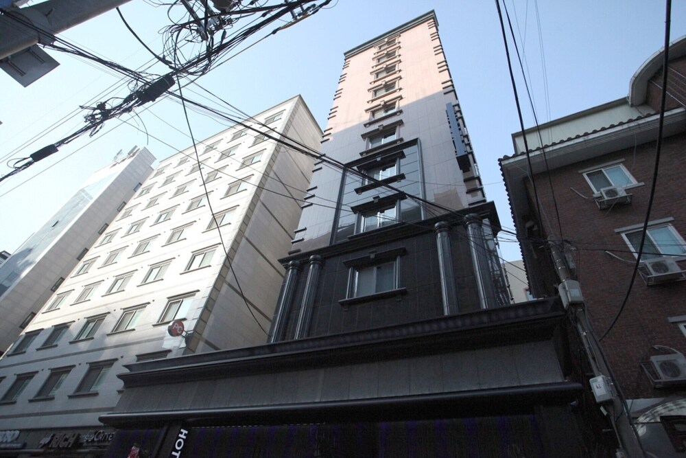 Sillim K2 - last minute hotel in Seoul