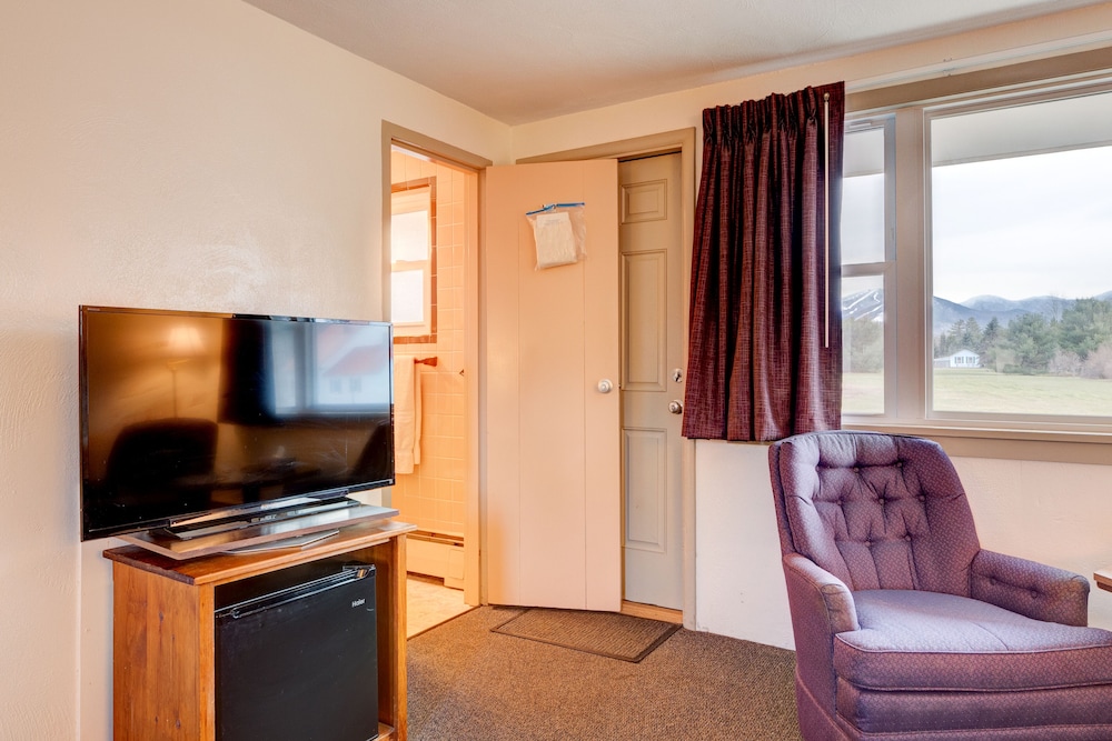 Gale River Motel - photo 18