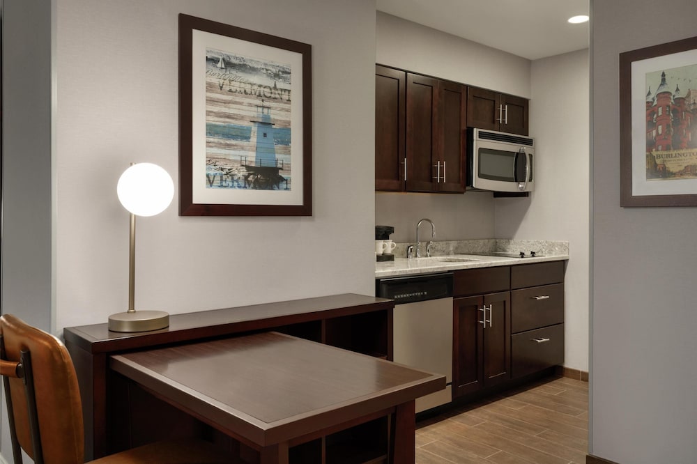 Homewood Suites by Hilton Burlington - photo 14