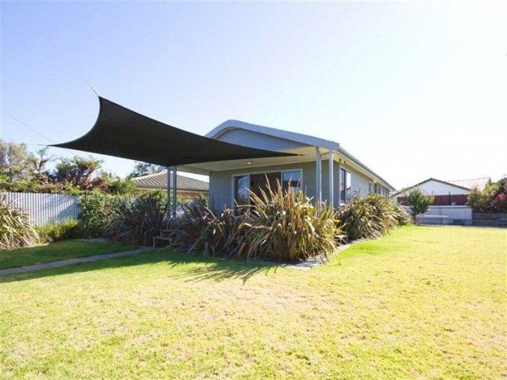 Do Drop Inn - carbon neutral hotel in Port Willunga