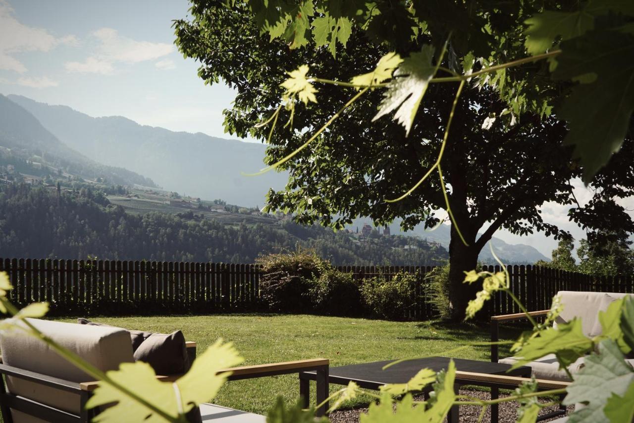 Villa Vitis — 4-Star Luxury Hotel in Rifiano, Italy