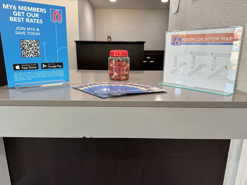 Motel 6 Bradenton FL - photo 2