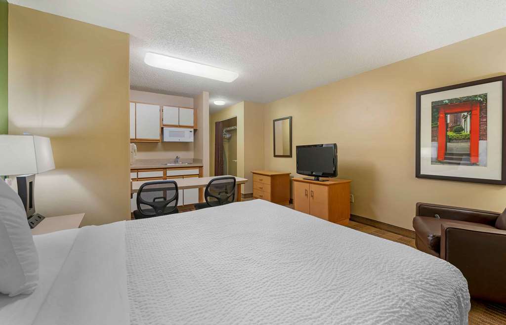 Extended Stay America Suites Cincinnati Blue Ash Reagan Hwy - photo 11
