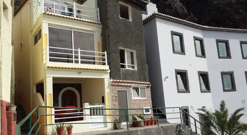 Harbour House — 4-Star Luxury Hotel in Calheta, Portugal