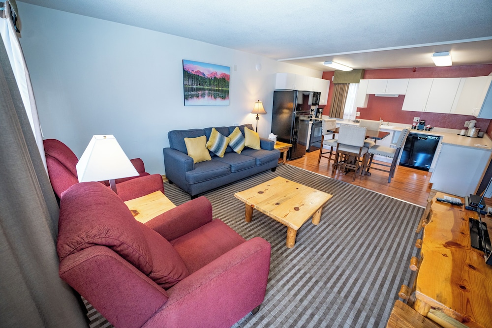 Hotel Estes - photo 16