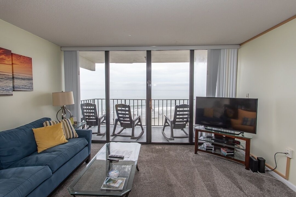 Royal Garden Resort 515 2 Bedroom Condo by RedAwning - photo 9