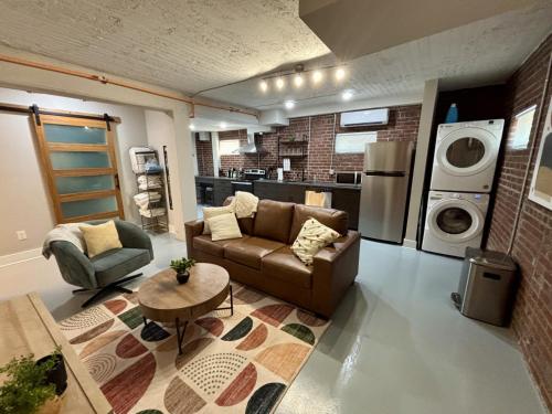 The Monarch Unit 7 — 4-Star Luxury Hotel in Huntsville, United States