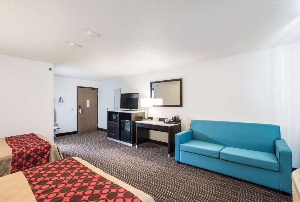 Americas Best Value Inn Charlotte MI - photo 14
