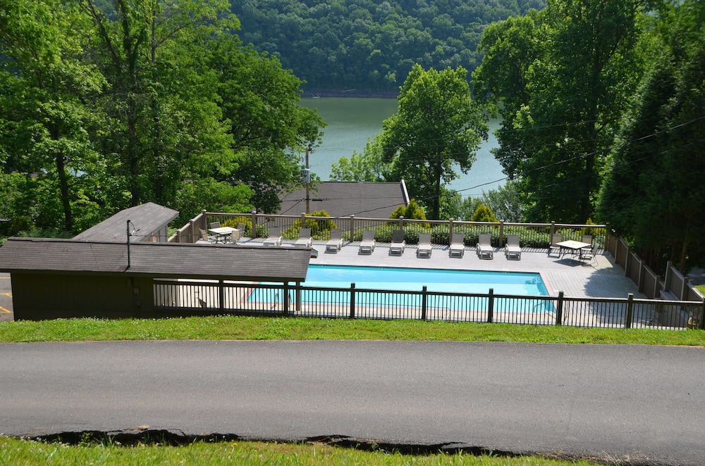 The Retreat at Center Hill Lake - photo 52