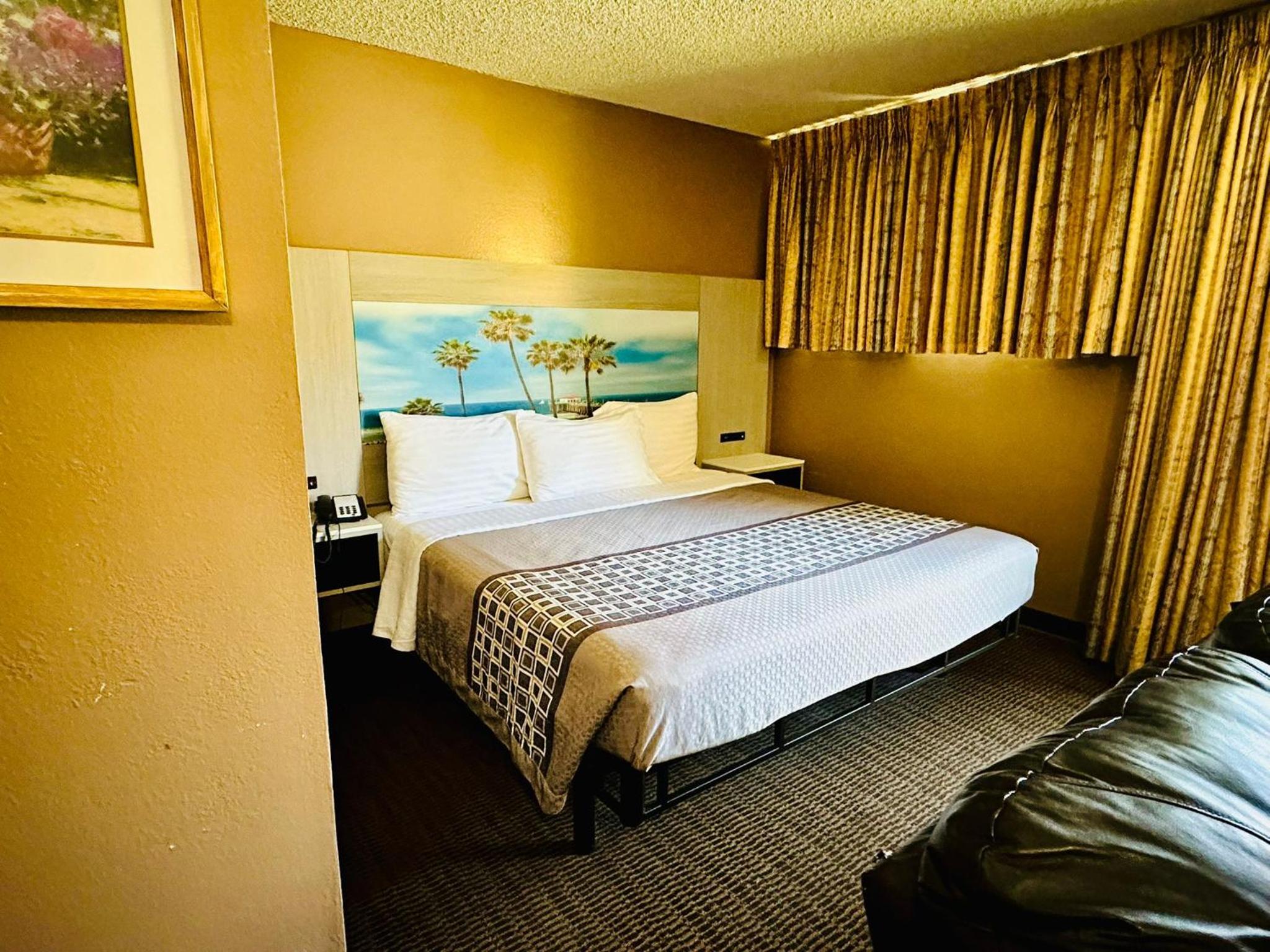 Pacific Garden - photo 8