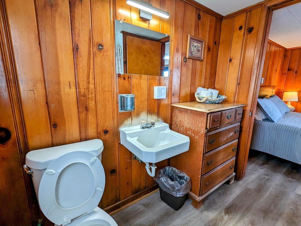 Riverside Motel - photo 113