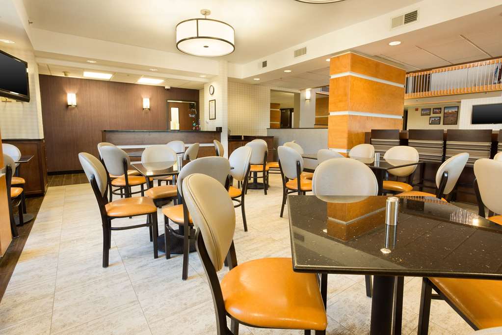Drury Inn & Suites Austin North - photo 9