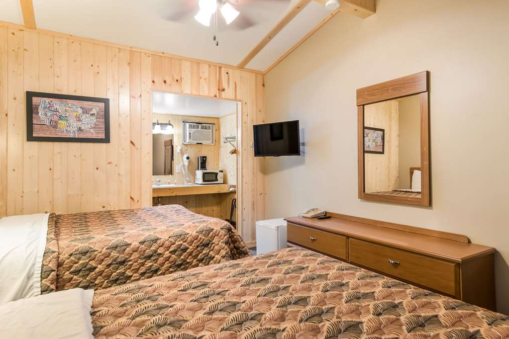 Econo Lodge Rice Lake - photo 14