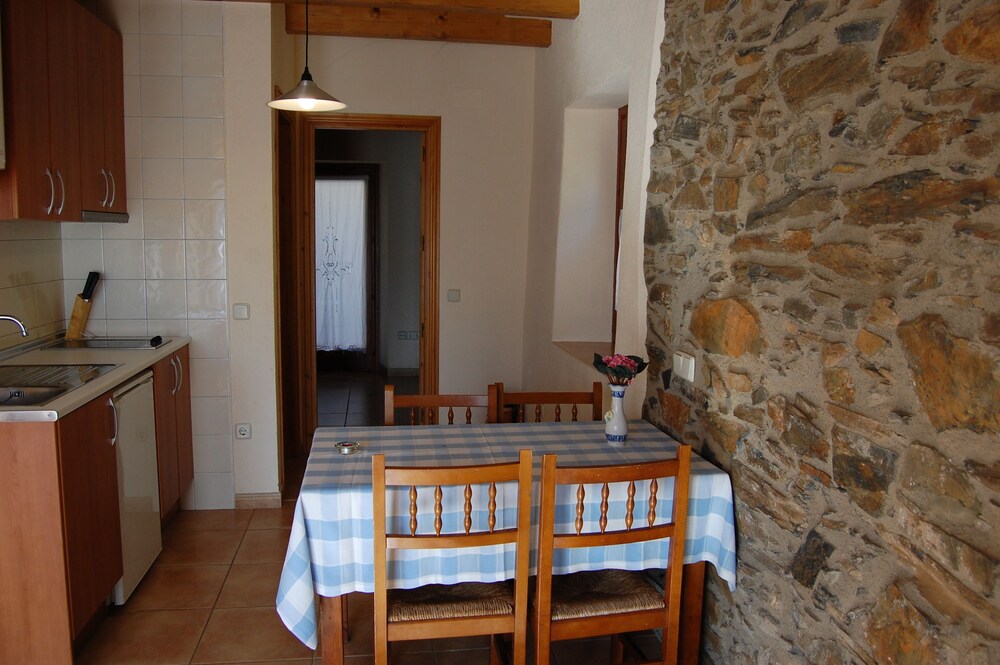 Apartaments Turistics Cal Ferrer — Fogars De Montclus — photo 4
