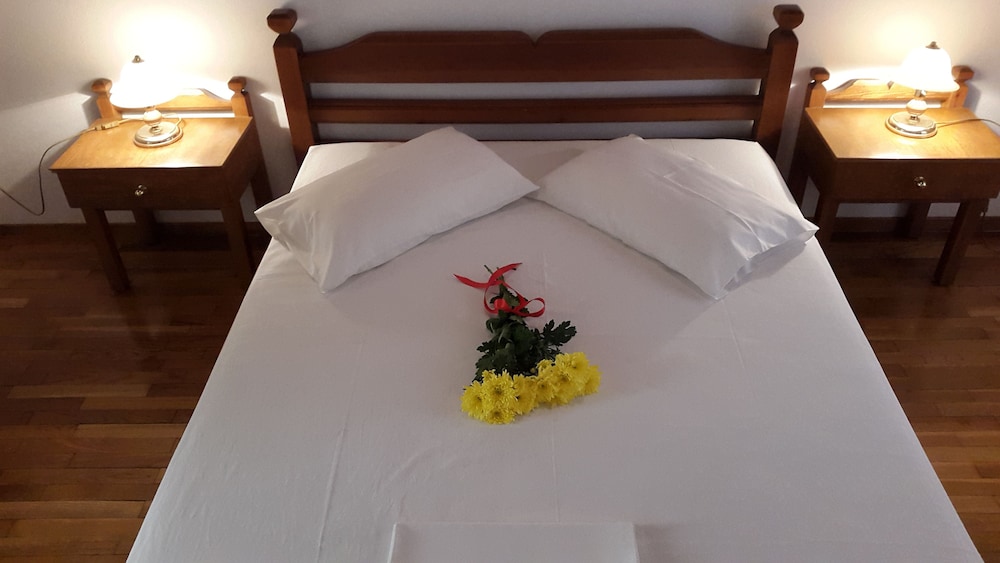 Epic Rooms - carbon neutral hotel in Delphi