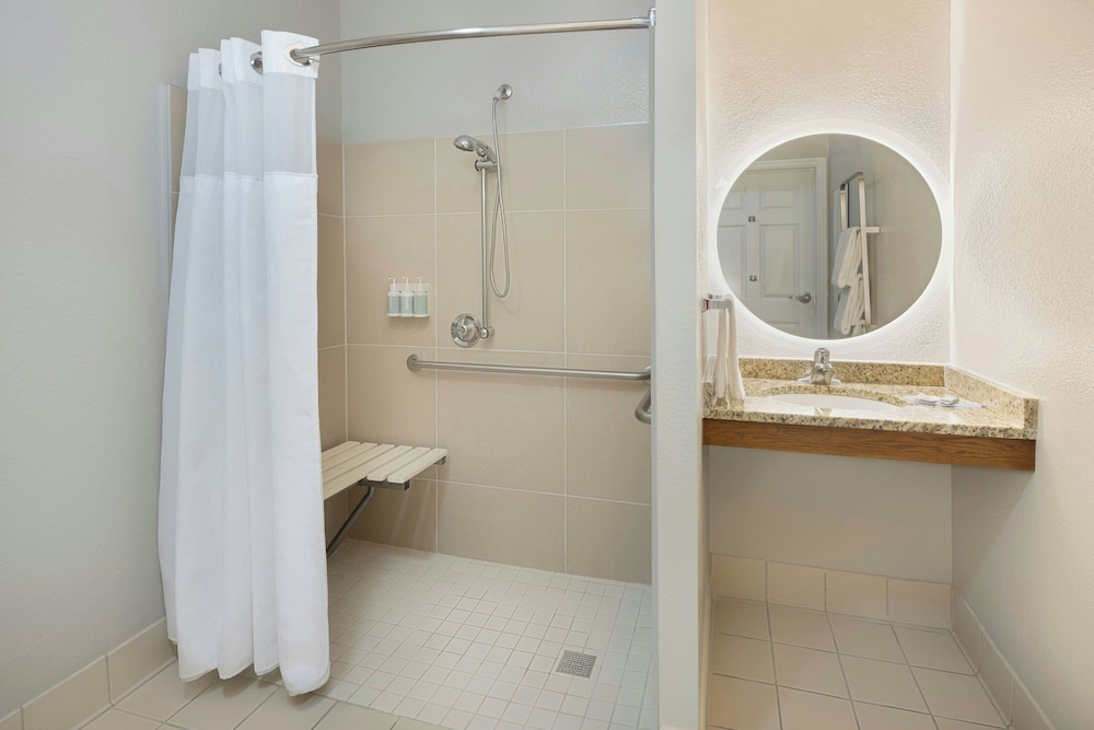 TownePlace Suites by Marriott Orlando East UCF Area - photo 52