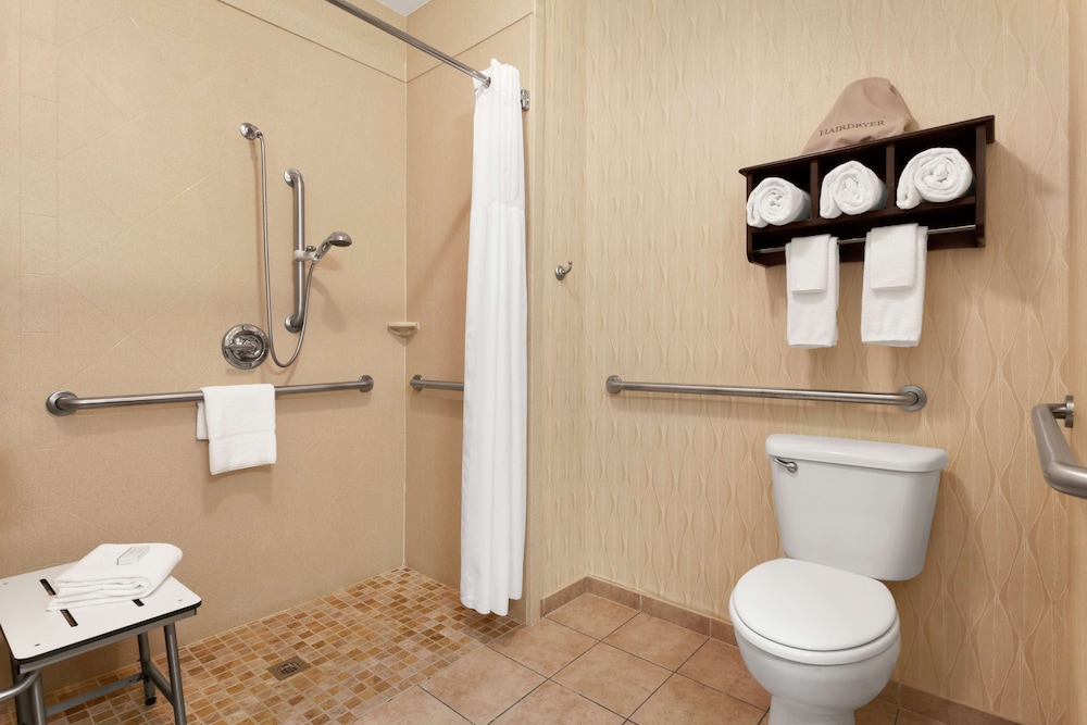 Hampton Inn Sulphur Springs - photo 28