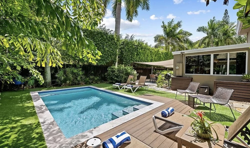 Wilton Manors Stunning Gated Oasis - photo 33
