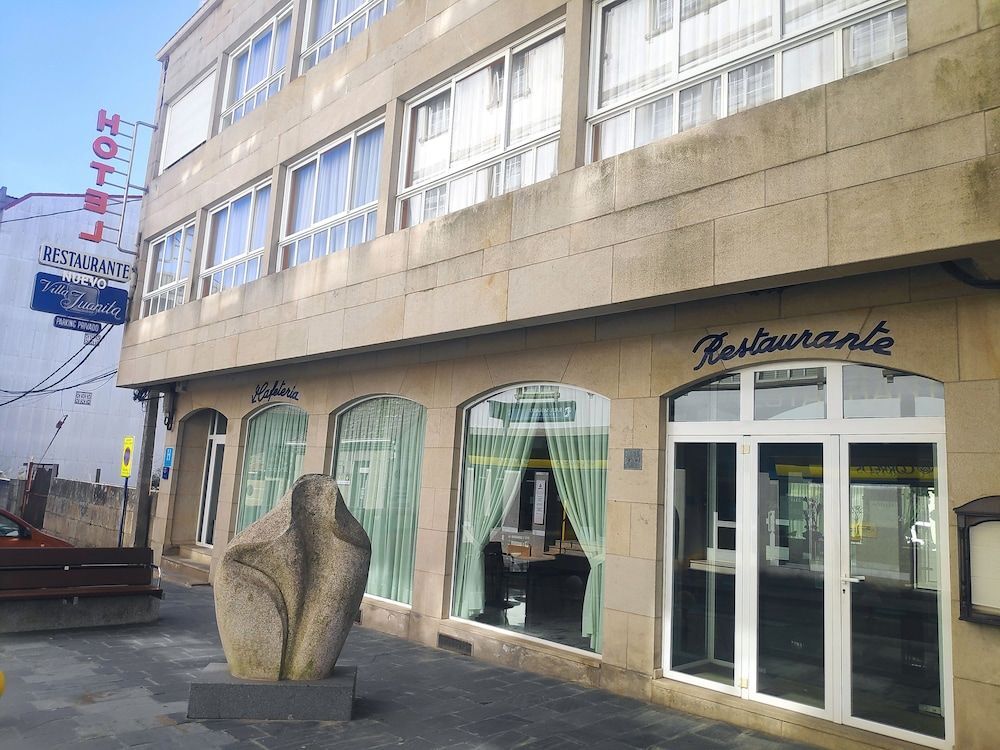 Villa Juanita Hotel Residencial — O Grove