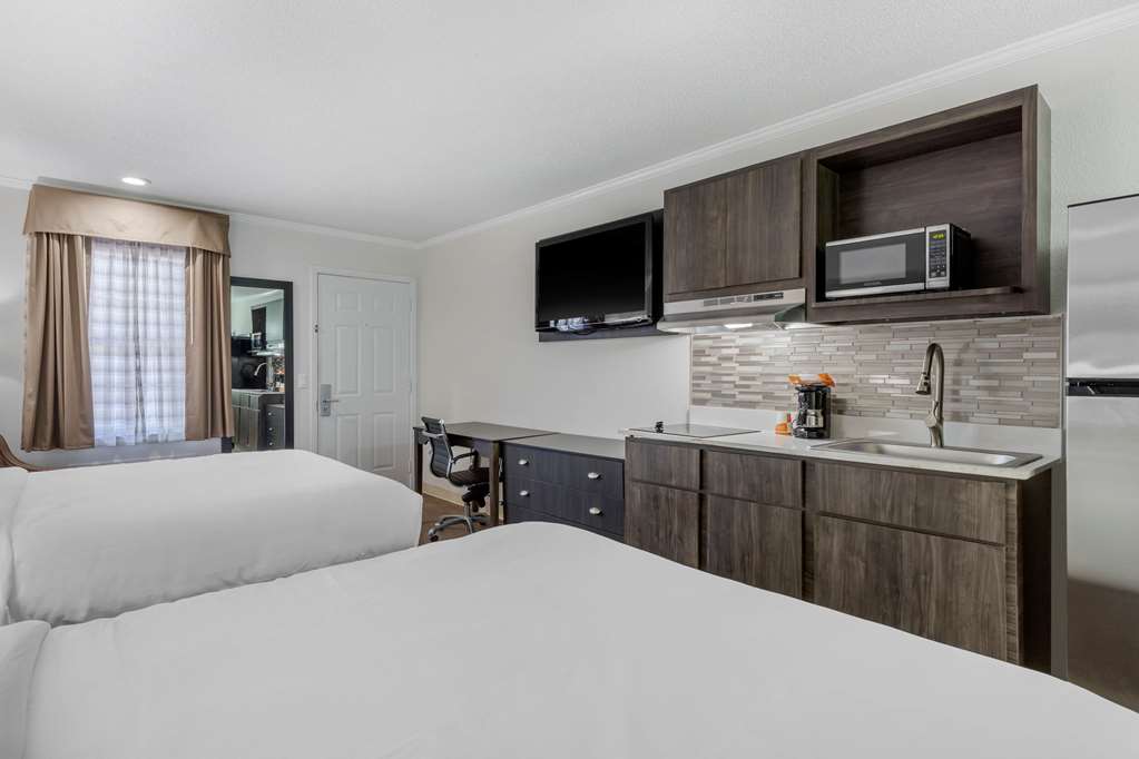 Suburban Extended Stay Hotel At The University - photo 19
