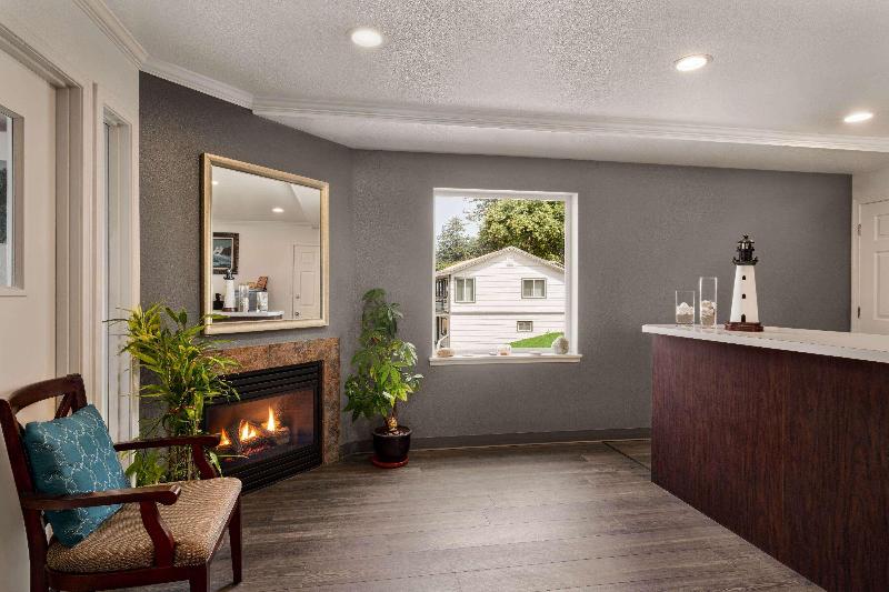 Travelodge by Wyndham Depoe Bay - photo 10