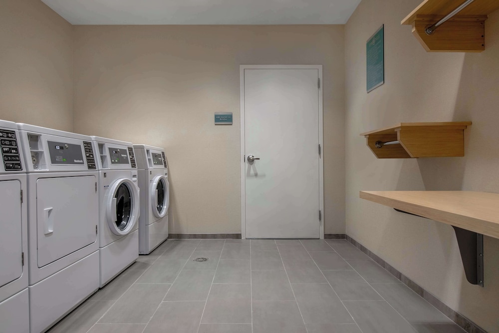 Home2 Suites by Hilton Savannah I95 North - photo 33