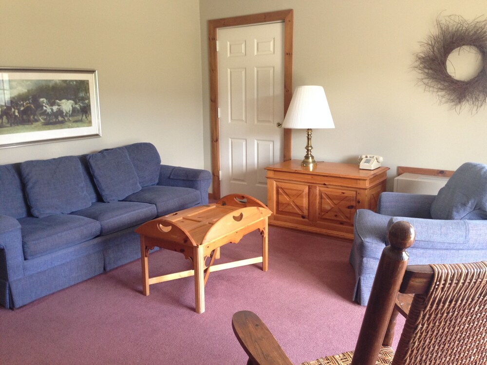 The Inn at Willow Pond - photo 9