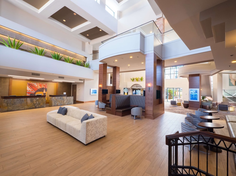 Hilton Phoenix Airport - photo 8