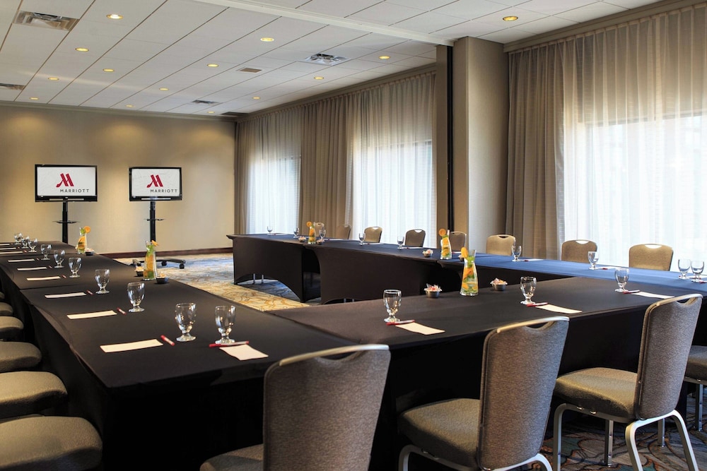 Kansas City Marriott Downtown - photo 85