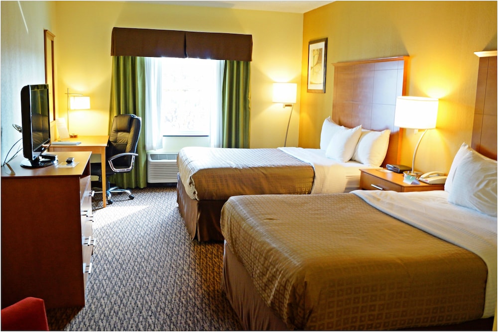 University Hotel & Suites Shippensburg Trademark by Wyndham - photo 2