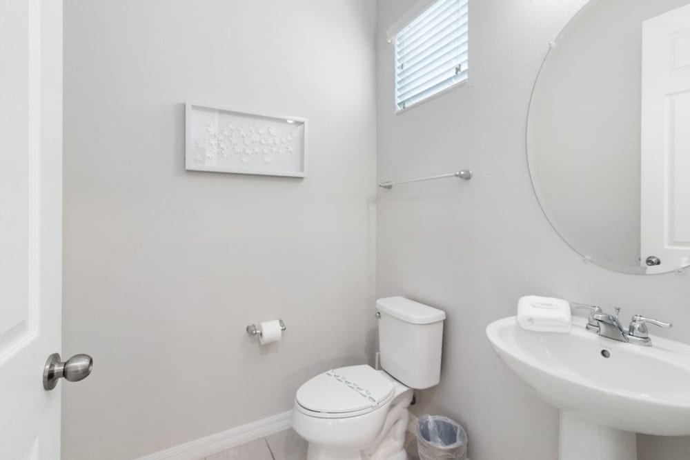 Incredible Resort 4 bed Pool Spa Home - photo 11