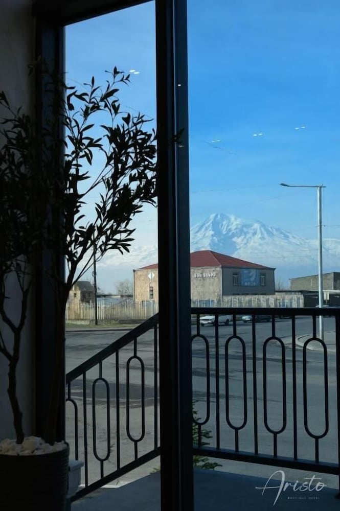 Aristo — Artashat — photo 4