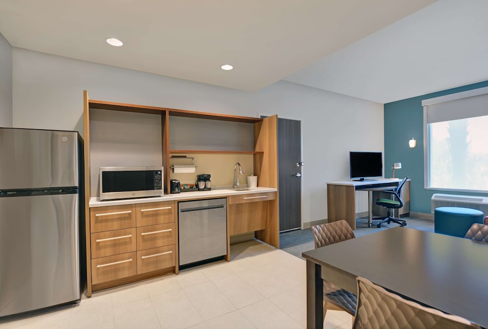 Home2 Suites by Hilton Panama City Beach FL - photo 25