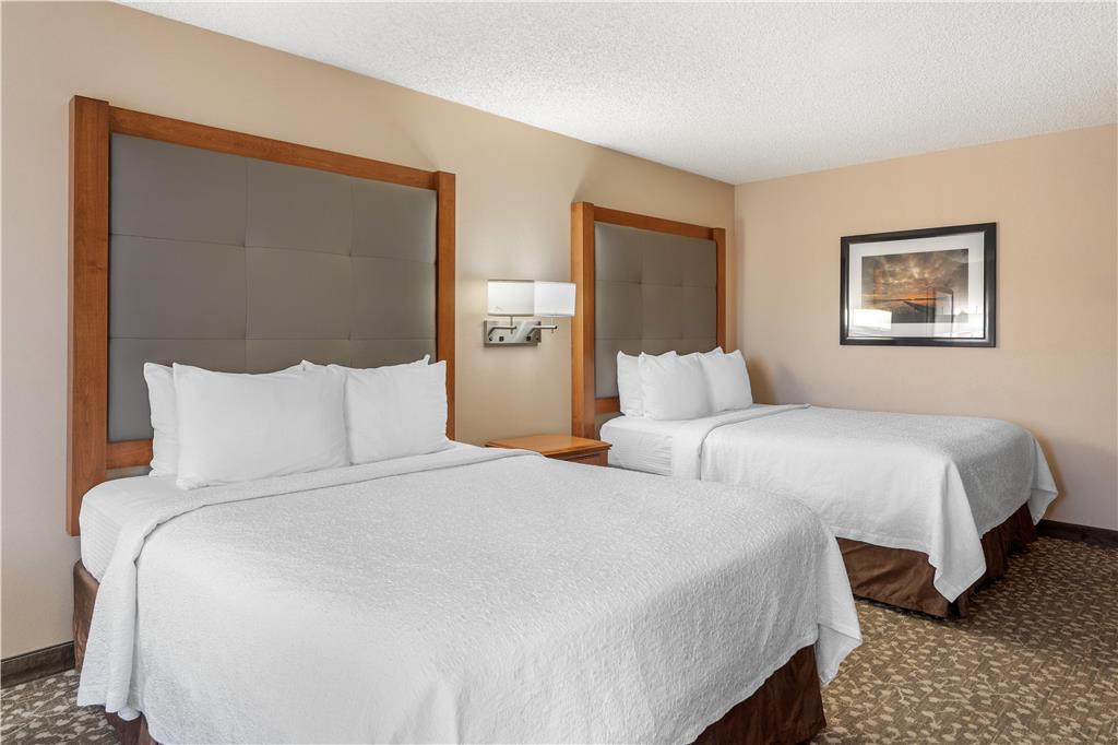 Best Western Plus Oak Harbor Hotel & Conference Center - photo 18