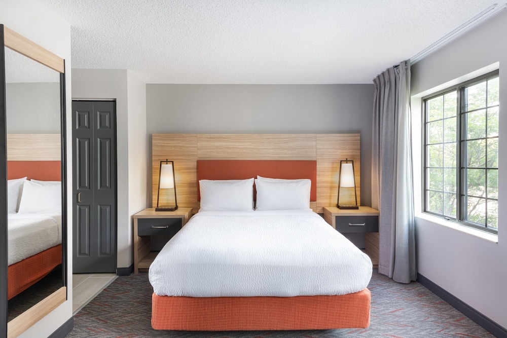 Candlewood Suites Eagan Arpt South Mall Area by IHG - photo 12